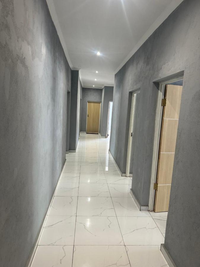 Adams Lodges Ltd Mangochi 外观 照片